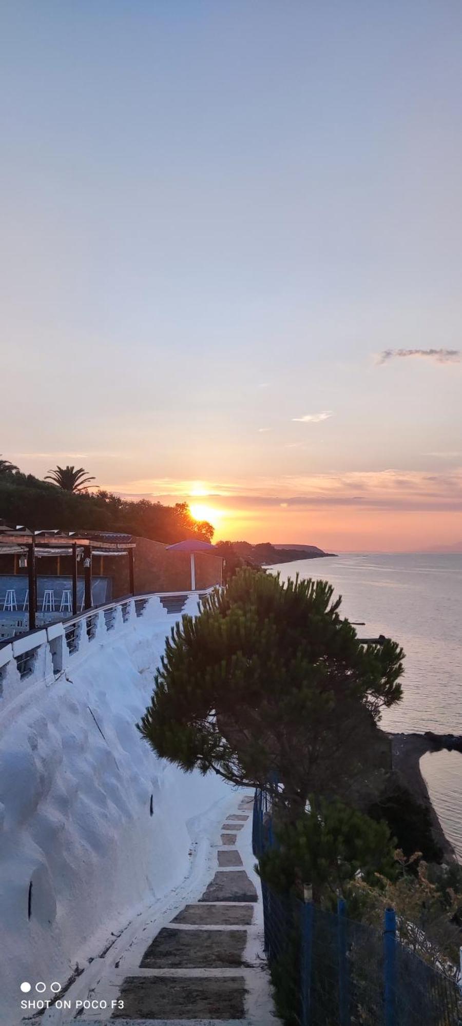 Koralli Sea View Hotel Kato Achaia Exteriör bild